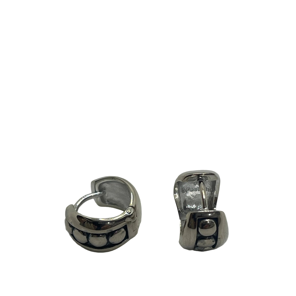 2 Faces Huggie