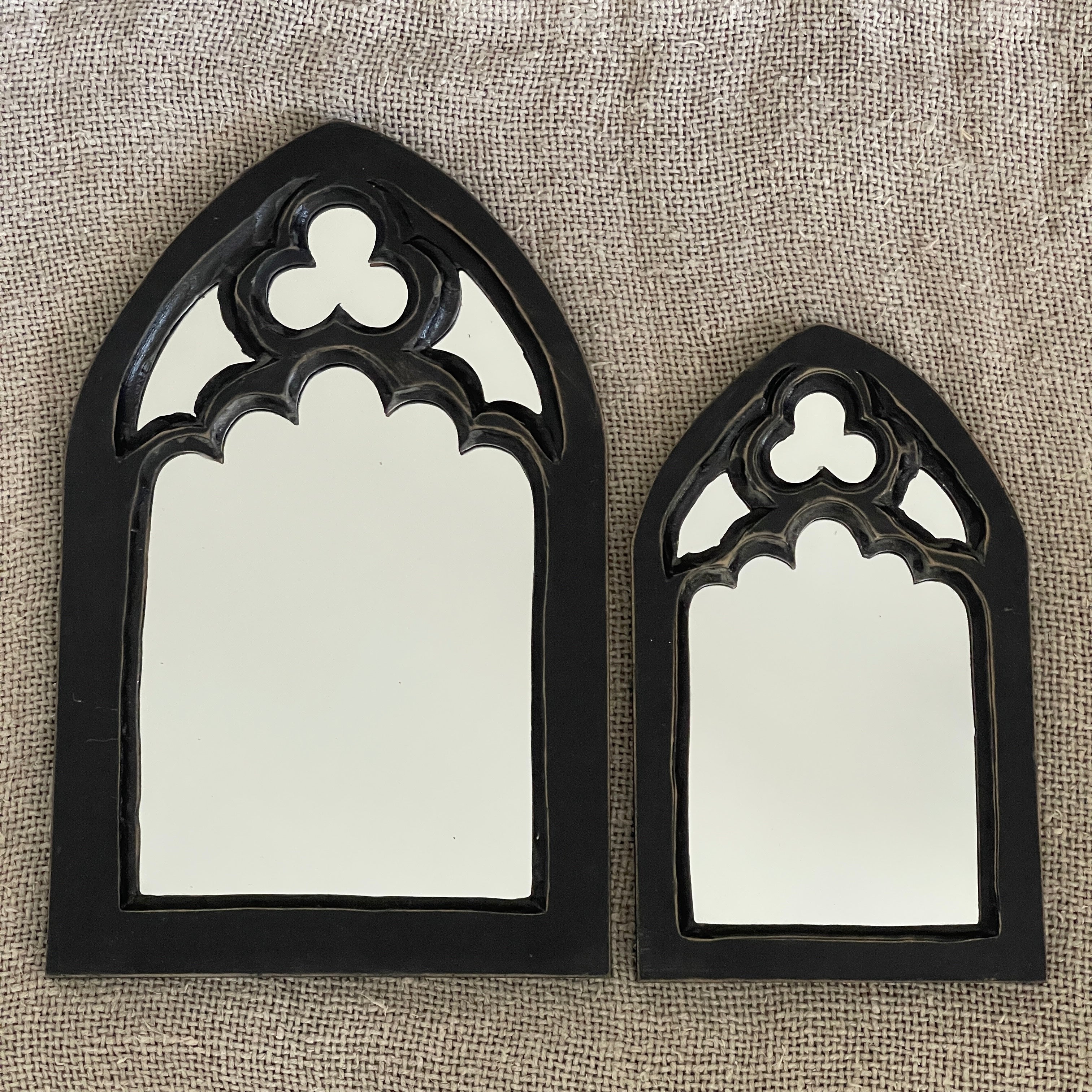 Lancet Styled Mirror