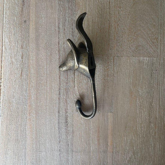 Rawluxe Fox Hook