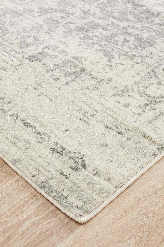 Evoke Dream White Silver Transitional Rug