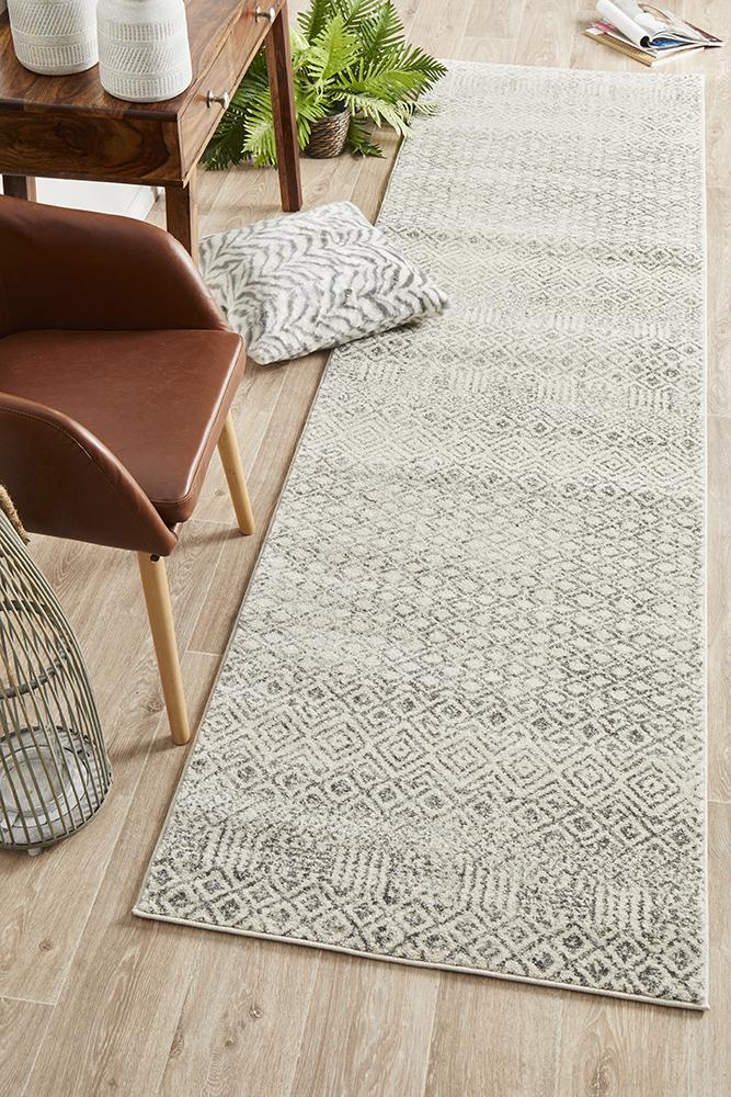 Evoke Diamond Grey Transitional Runner Rug