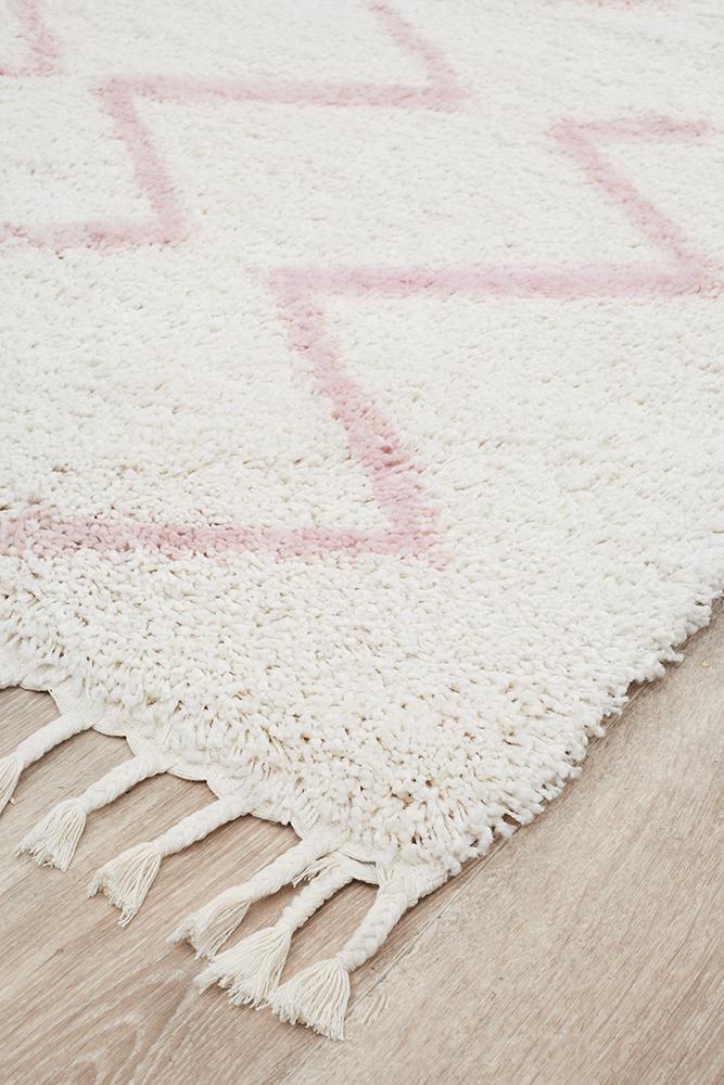 Saffron 11 Pink Rug